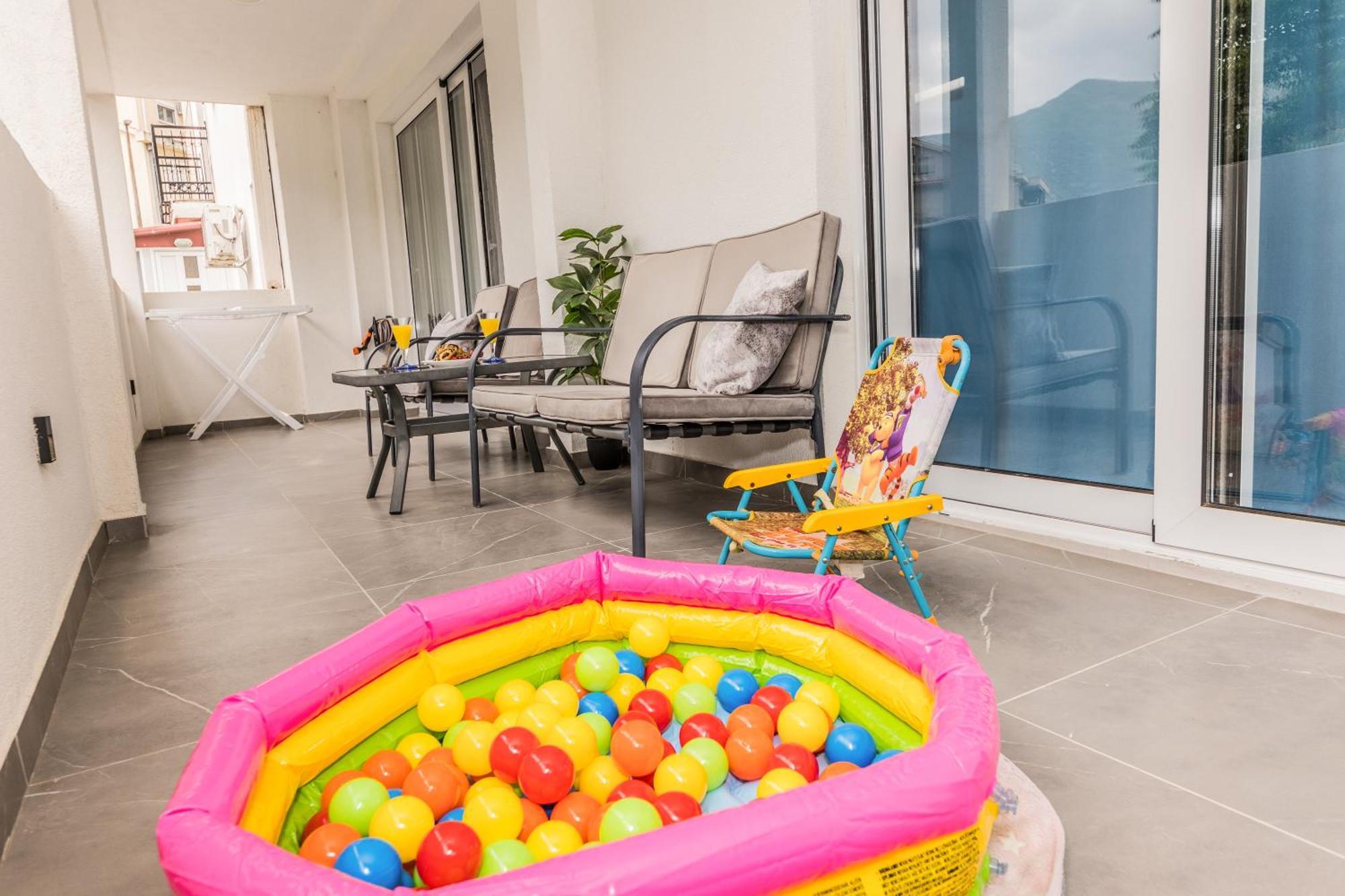 Paun Apartment Kotor Exteriér fotografie