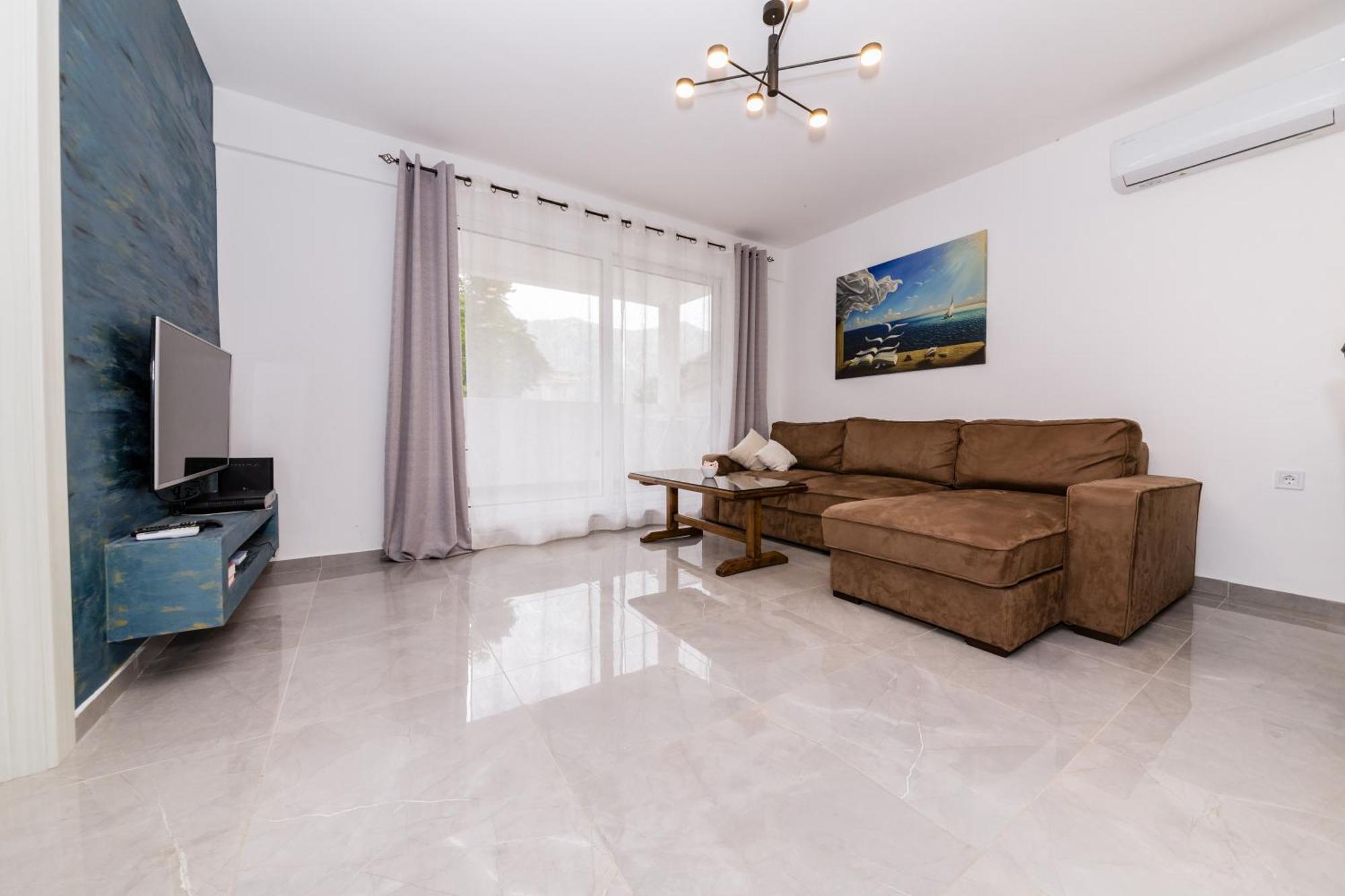 Paun Apartment Kotor Exteriér fotografie